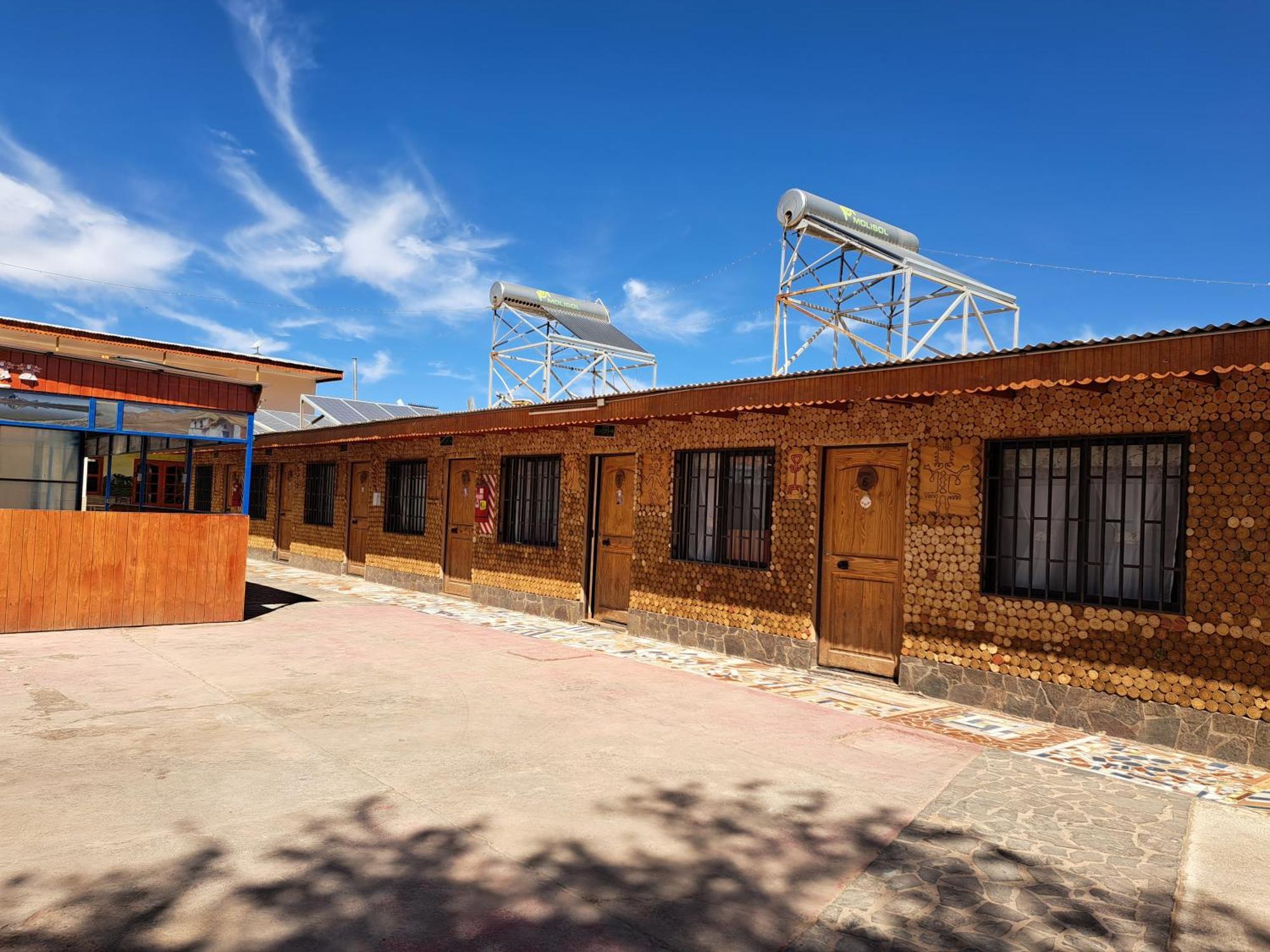 Hostal El Amigo Lucho San Pedro de Atacama Exterior photo