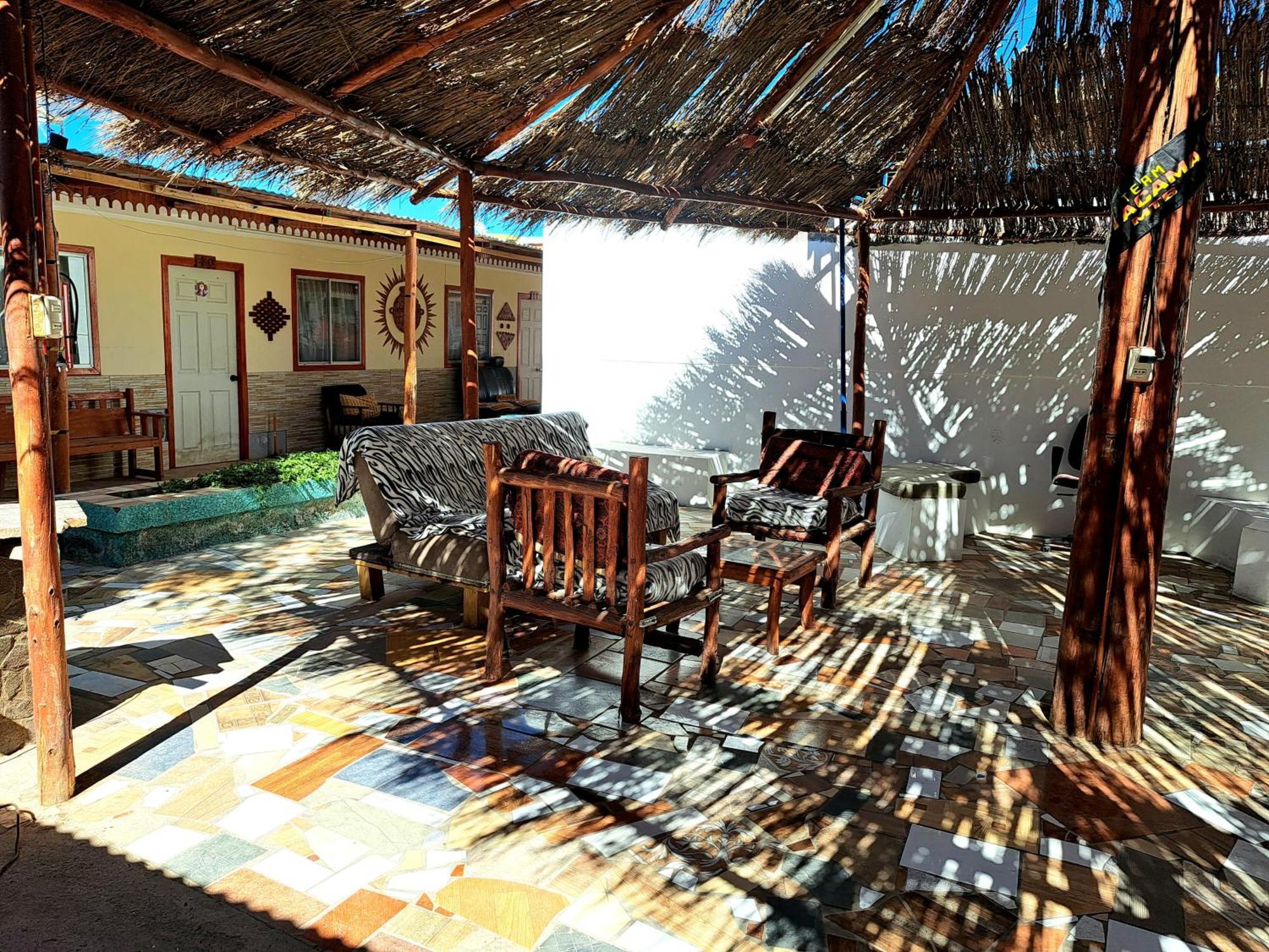 Hostal El Amigo Lucho San Pedro de Atacama Exterior photo